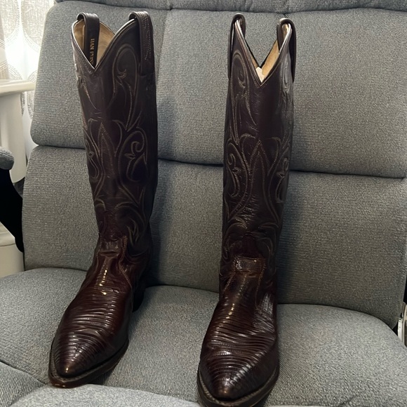 Dan Post Dark Brown Heeled Boots - Picture 1 of 16